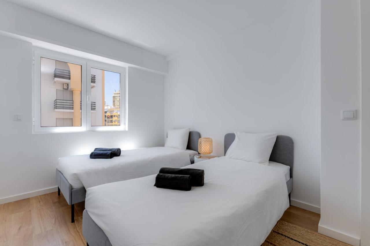Ferienwohnung T2 Rosa Dos Ventos, A/C & Terrace - Casas & Papeis Armação de Pêra Exterior foto